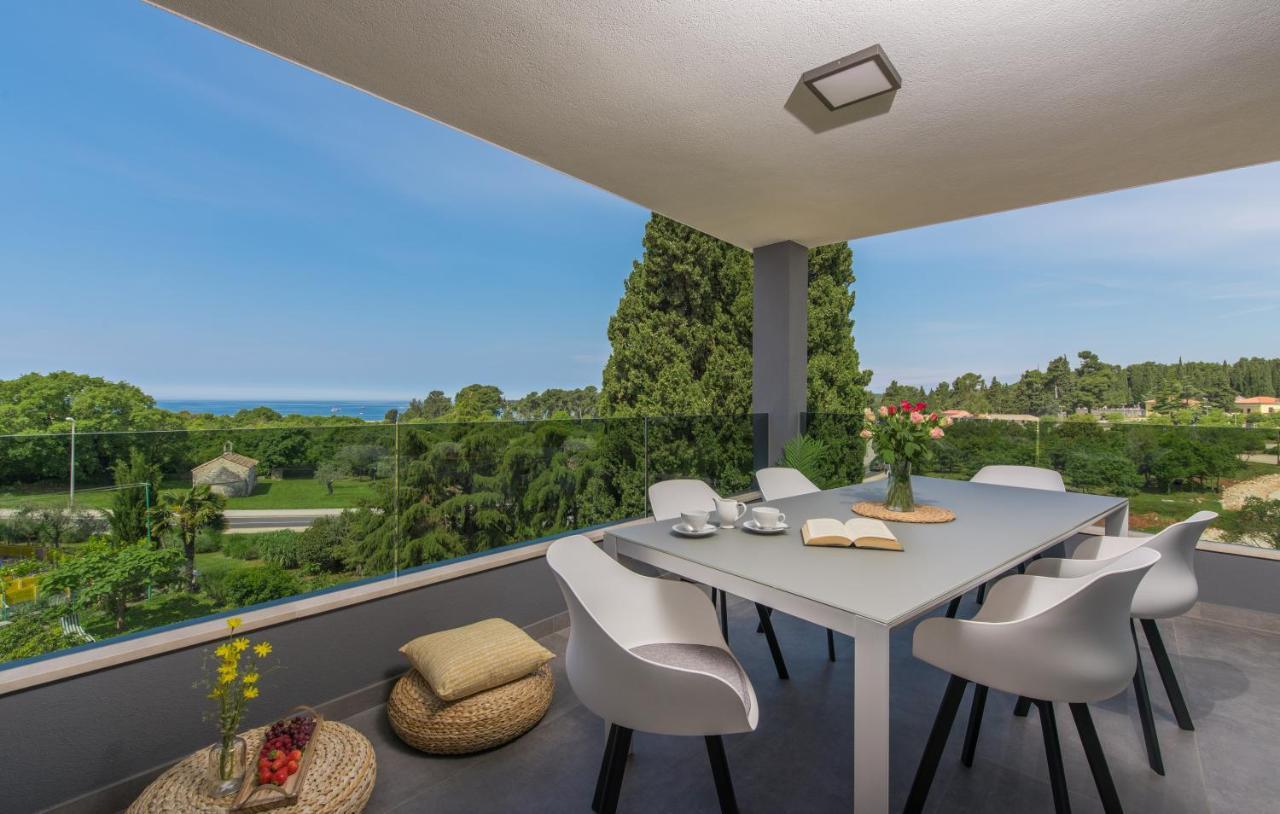 Apart Residence Galant Rovigno Esterno foto