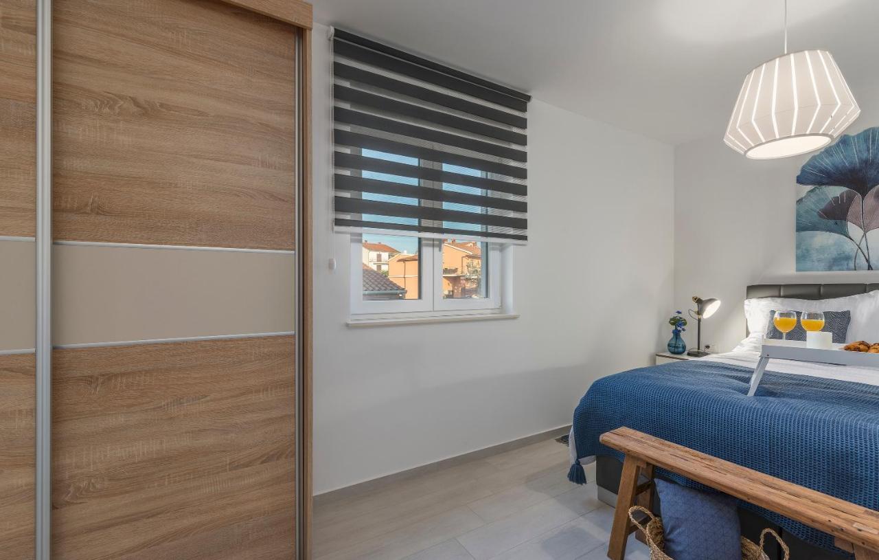 Apart Residence Galant Rovigno Esterno foto